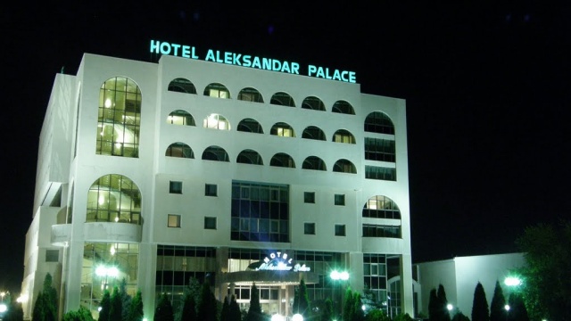 Пукање во хотелот „Александар Палас“ (ФОТО)