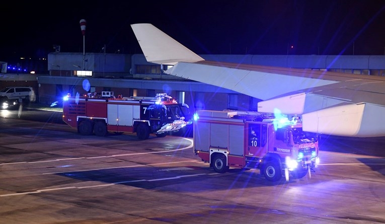 Сакал да го убие колега и да се самоубие: Двајца полицајци пукале еден кон друг на аеродром