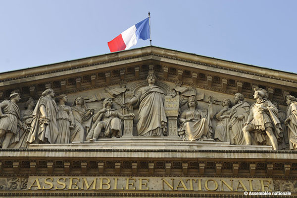 Франција: Денеска состанок на Владата и синдикатите