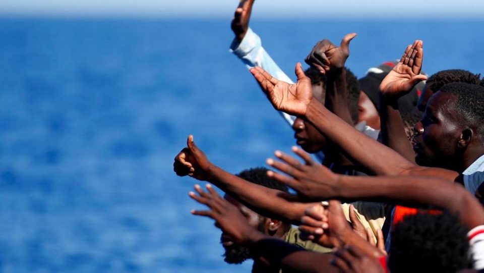 Франција: Спасени 12 мигранти во каналoт Ла Манш