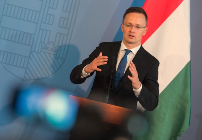 Унгарскиот министер за надворешни работи Петер Сијарто во работна посета на Скопје