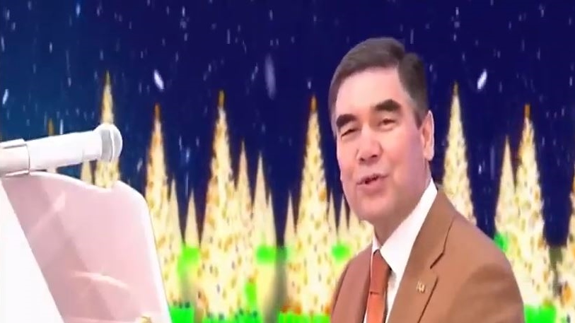 Претседателот на Туркменистан компонираше божикна песна (видео)