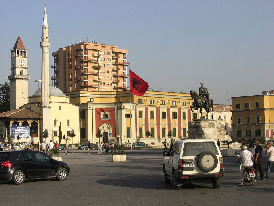 Албанија протера двајца ирански дипломати, биле закана по безбедноста на земјата