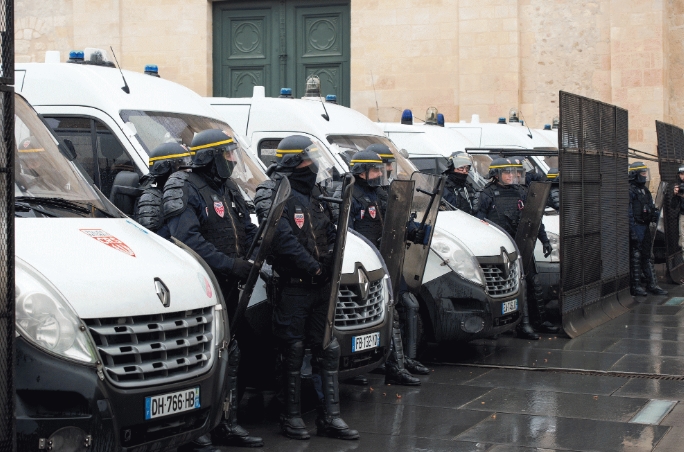 Штрајк на полицијата во Франција