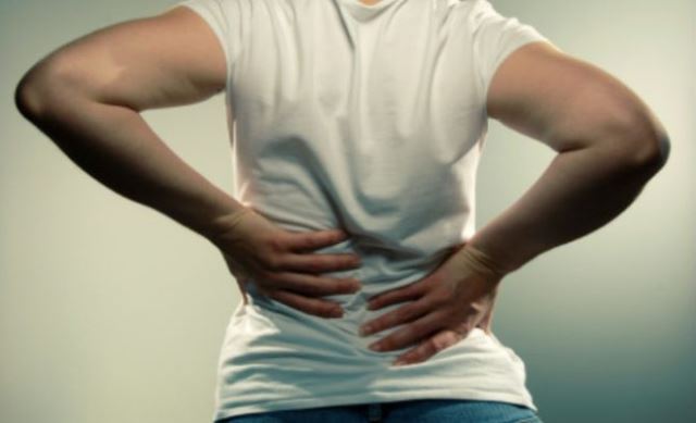 Имате болки во `рбетот, грбот и нозете? Испробајте го овој природен лек и нема да зажалите