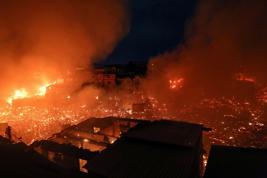 ВИДЕО: Пожар во Бразил уништи 600 куќи