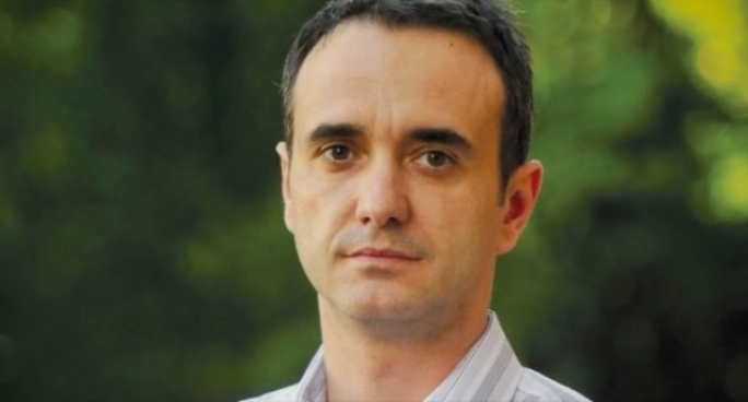 „Лидер“: Власта го спрема Младен Чадиковски за претседател на ЗНМ