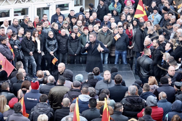 Протестен марш во Велес утре во 13 часот: Во Македонија владее црнило, СДСМ мора да замине час поскоро- граѓаните да се придружат