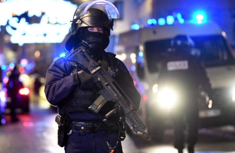 Уапсено и петто лице за нападот во Стразбур