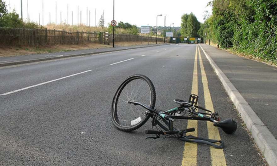 Сообраќајна незгода во Скопје – возило со германски таблици удрило во велосипед