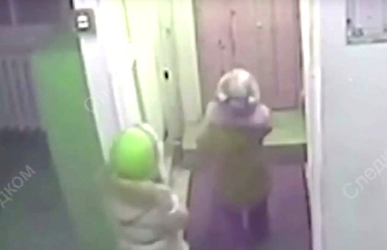 Петгодишни деца побегнале од градинка во Сибир на -45 степени, сакале да ги изненадат родителите (ВИДЕО)