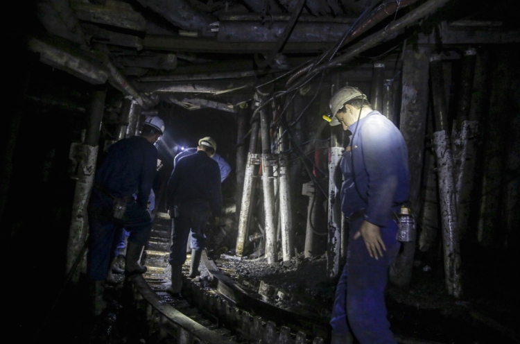 Трагедија: Најмалку 30 рудари загинаа во Авганистан
