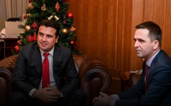 Продолжуваат преговорите Беса-Заев, тешко да се постигне договор