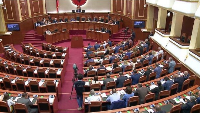 На 9 јуни албанскиот Парламент ќе гласа за разрешување на претседателот Илир Мета