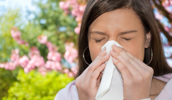 Секој четврти жител на Македонија има алергија: Совети како да се заштитите