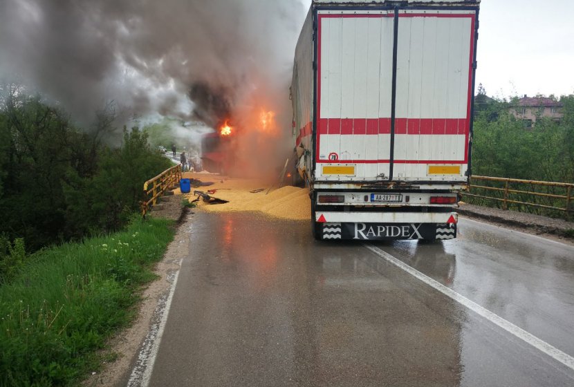 Петта жртва од автобусот во Србија во кој живи изгореа четворица патници– медицинска сестра починала на операциона маса