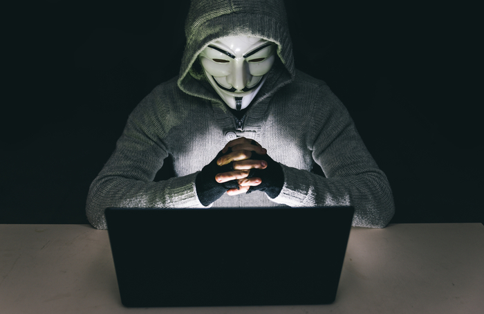 „Анонимуси“ ѝ објавија сајбер-војна на Русија, хакирана страната на РТ