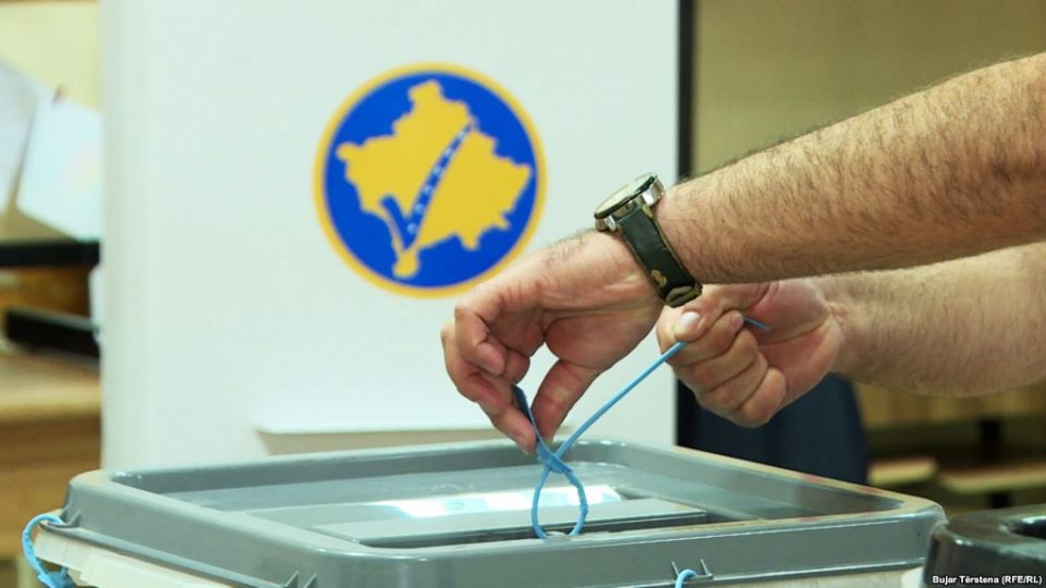 Вонредните локални избори во северно Косово почнаа без проблеми
