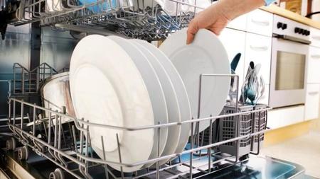 Три грешки кои сите ги правиме: Машината за перење садови треба да се користи на овој начин!