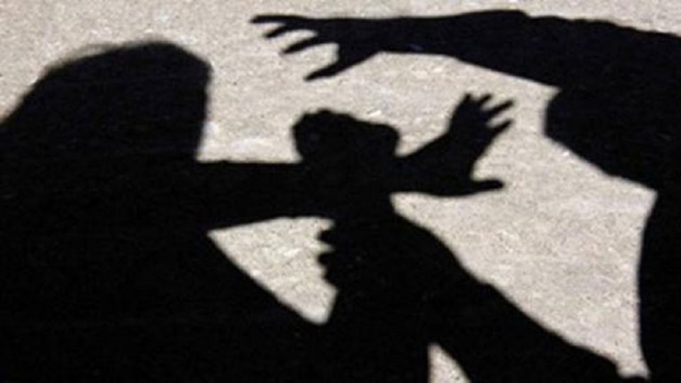 Предложен притвор за скопјанец: Пред 2-годишната ќерка ја претепал сопругата со која е во бракоразводна постапка