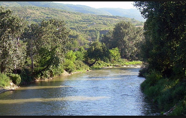 Нивоа на реките: Бабуна кај Богомила двојно повисока, Сатеска и Црн Дрим пониски од просекот