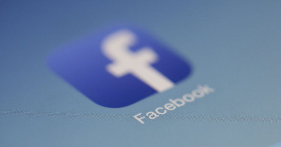 Неисправна промена на конфигурацијата причина за падот на Фејсбук