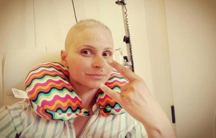 Државата одбила да ја лекува Јана од рак, а дадоа милион евра за лубриканти