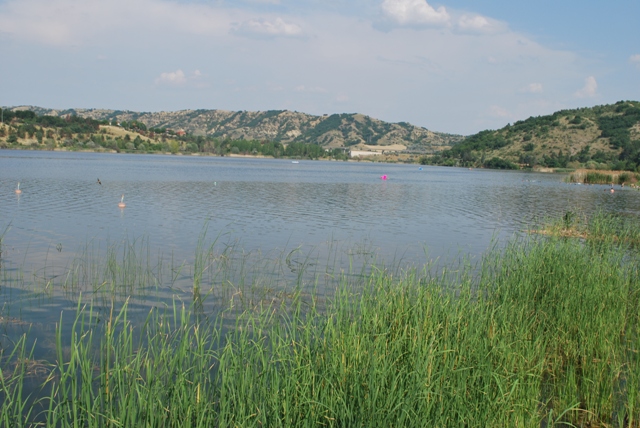 Водите на велешкото езерото „Младост“ епидемиолошки сигурни за капење и рекреација