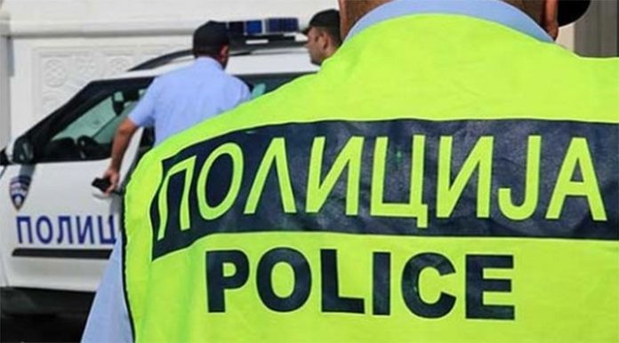 Среде бел ден во Скопје крадец на момче од Валандово му украл ланче
