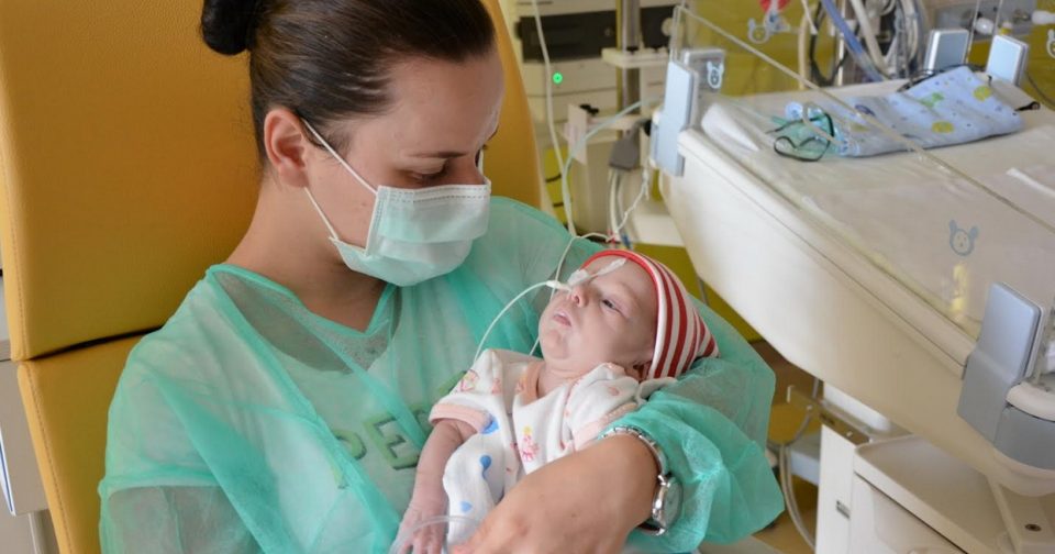 На бебе од Македонија му е направена една од најтешките и најкомплексни операции на срце