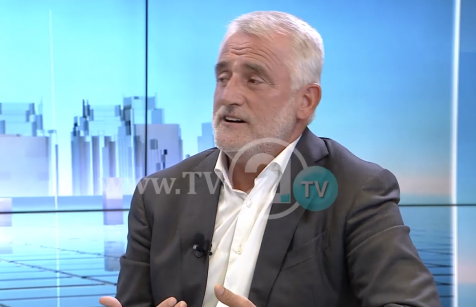 Мендух Тачи за ТВ21: ДУИ се плаши од пописот на населението, Албанците може да бидат под 20%