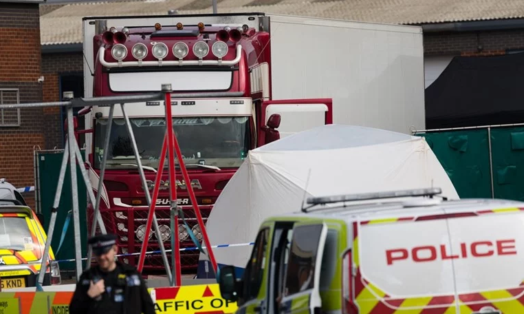 КРАЈ НА САГАТА: Британската полиција откри од која земја се 39 лица кои беа пронајдени во камионот на смртта