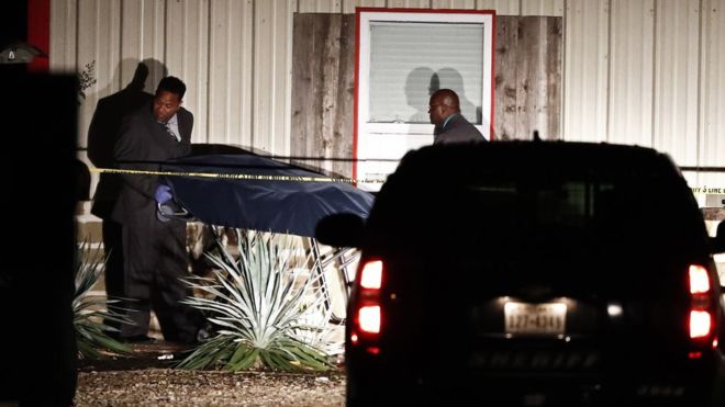Уапсен осомничен за убиството на двете лица на забава во Тексас