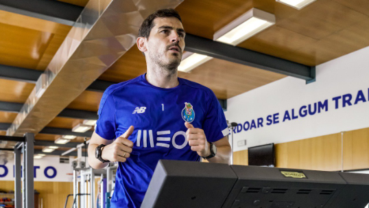 Касиљас тренира во фитнес сала