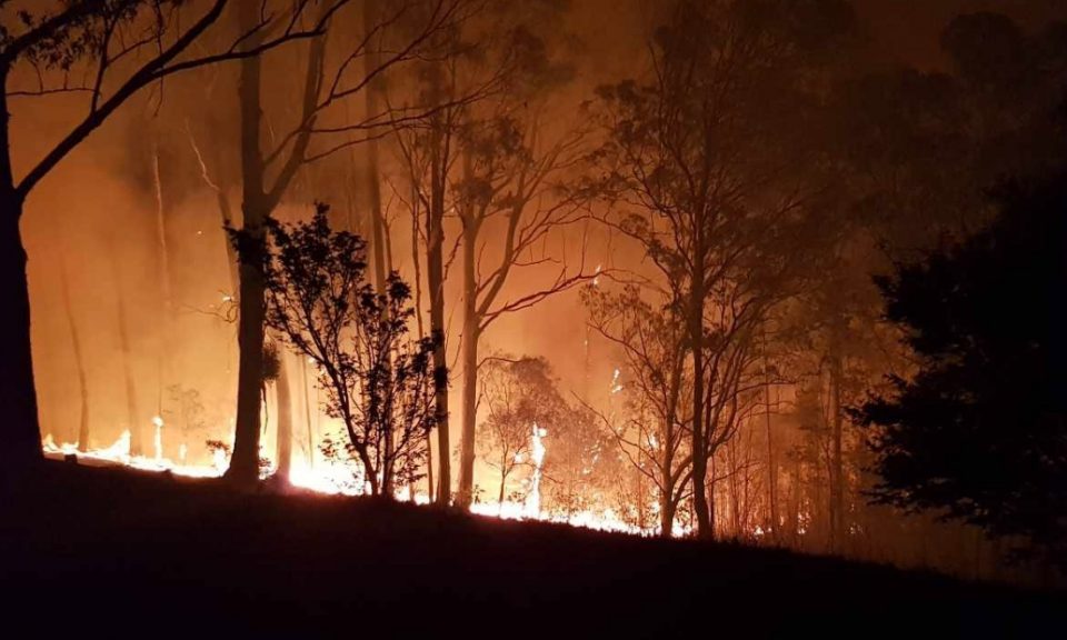 Моето срце е на сите делови: До темел изгоре семејниот дом на холивудскиот актер во страшниот пожар во Австралија (ФОТО)