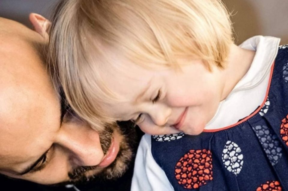 Дете со Даунов синдром било одбиено од 20 семејства, а потоа се појави овој прекрасен самохран татко (ФОТО)