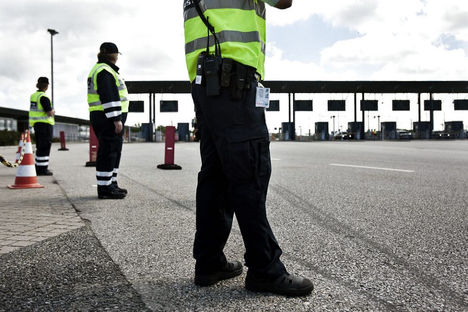 Данска повторно воведува гранични контроли со Шведска