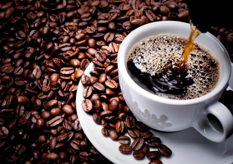 Поскапува и кафето, секојдневниот утрински ритуал станува луксуз