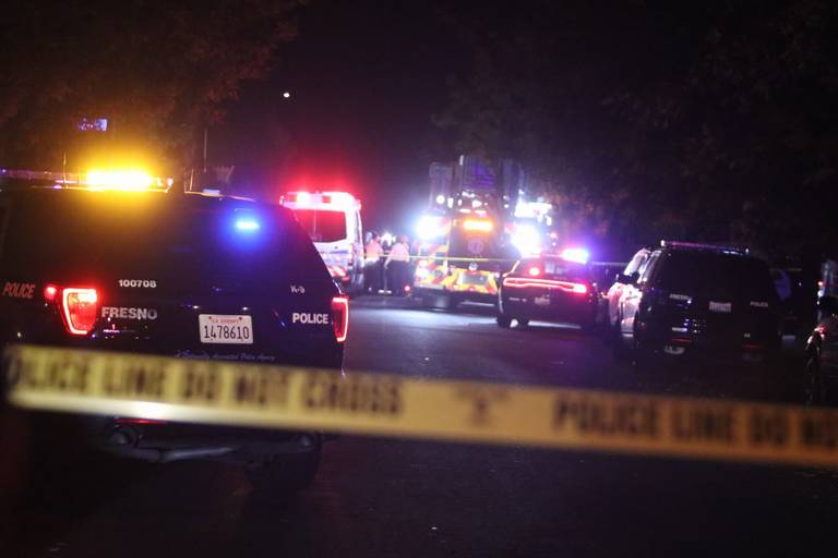 ФОТО: Крвава забава во Калифорнија, убиени најмалку четири лица