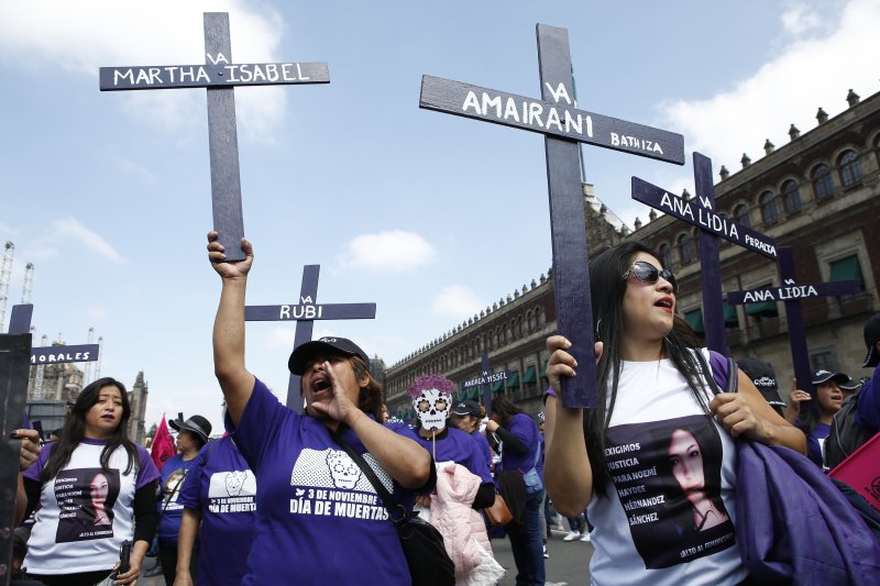 Марш за убиените или исчезнатите девојчиња и жени во Мексико