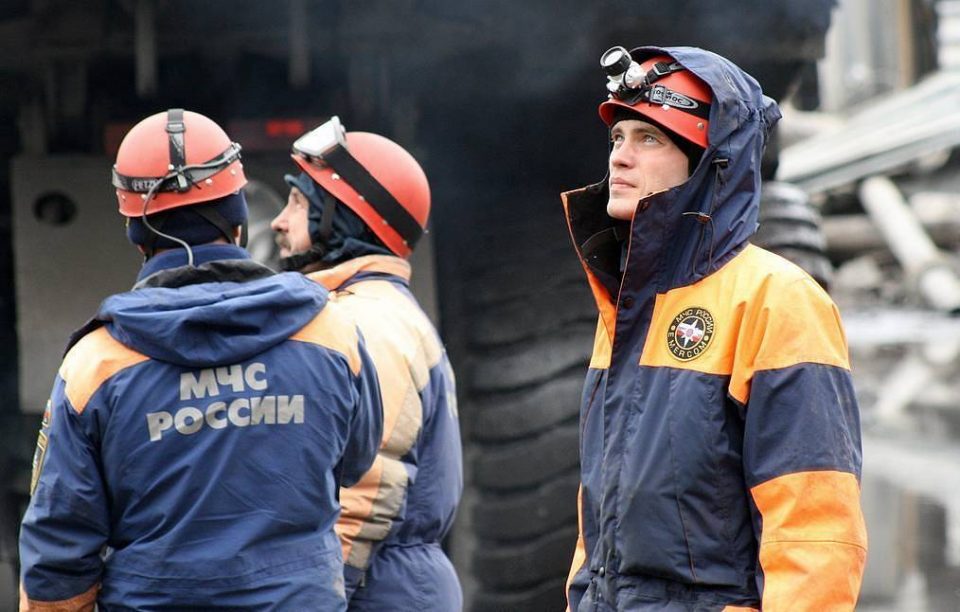 Двајца рудари исчезнати во пожар во Русија