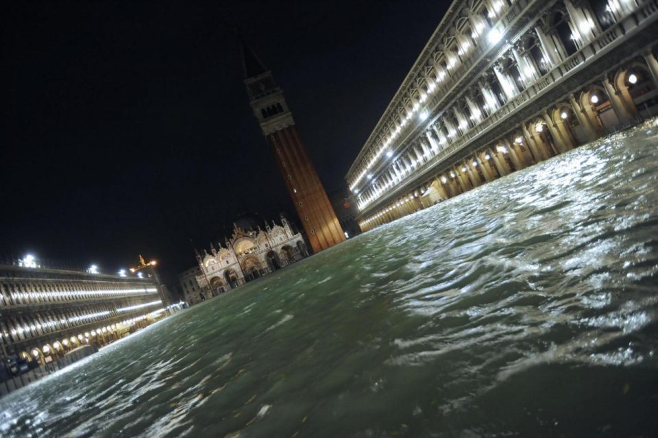 Нивото на водата во Венеција најголемо во последните 50 години