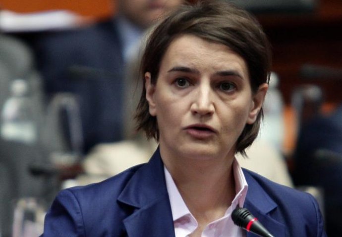 Српската премиерка и нејзината партерка неодамна добија бебе: Ана Брнабиќ прв пат јавно проговори за синот (ФОТО)