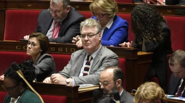 Францускиот висок комесар за пензии Делевој поднесе оставка