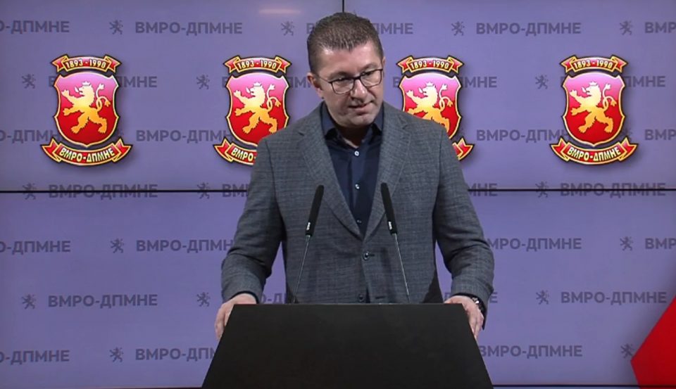 Мицкоски го вади на чистина Заев: Темата со амнестијата е измислена од власта, ајде да забраниме амнестија на политичари!