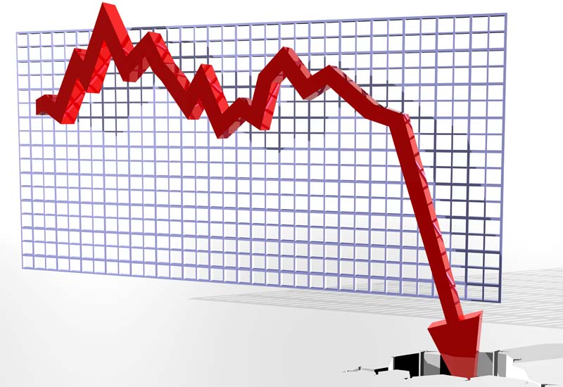 Катастрофалните економски мерки на владата на Заев ја носат економијата пред колапс