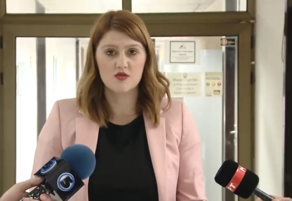 Стаменковска-Стојковски: Обидот на градоначалникот на Лозово да ги спречи вработените да пријават притисок е потврда за се што се пишува за него