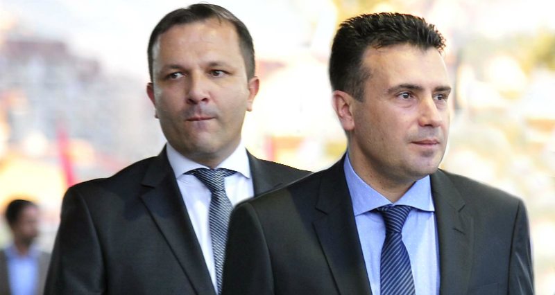 СКАНДАЛ: Техничкиот Спасовски и угодува на Грција и бара разрешување на министерката Мизрахи поради таблата со Република Македонија!?