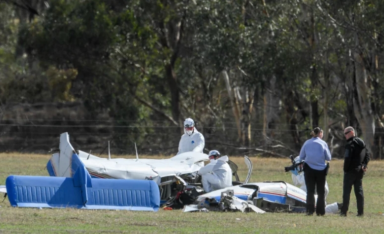 ФОТО: Четворица загинати во судир на два мали авиона над Австралија
