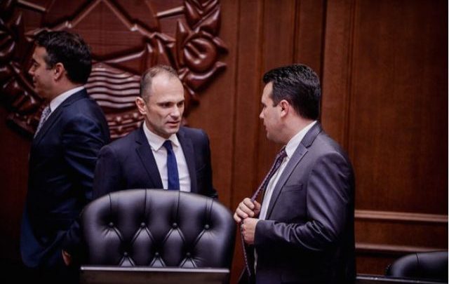 „Разликата во клиничкиот во Србија и оној на Заев и Филипче е во 400 милиони евра кои тие ќе ги стават во џеб“ – обвинуваат од ВМРО-ДПМНЕ
